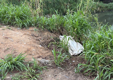 Homem é executado e jogado em igarapé de Manaus