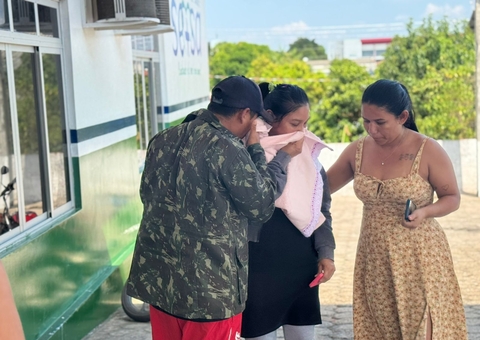 'Meu coração doeu', diz mãe de menina desaparecida em deslizamento em Manacapuru