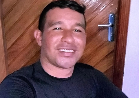 Corpo encontrado boiando é de vítima de deslizamento em porto de Manacapuru