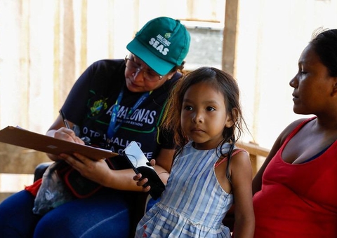 Governo do Amazonas presta auxílio às famílias vítimas de deslizamento em Manacapuru