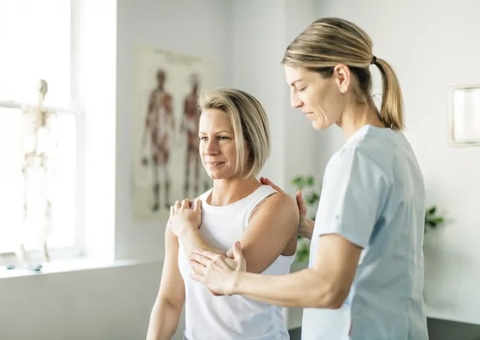 Justiça mantém obrigação da 99 em custear fisioterapia de passageira após acidente de trânsito