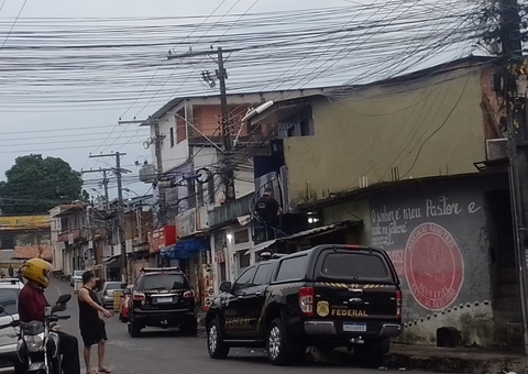 Traficantes e funcionários do aeroporto de Manaus são alvos de operação da PF