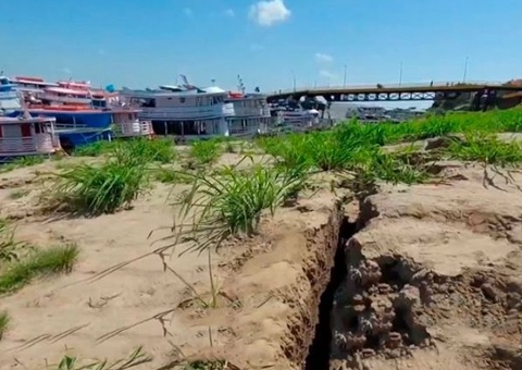 Ministério Público investiga rachaduras no porto de Parintins