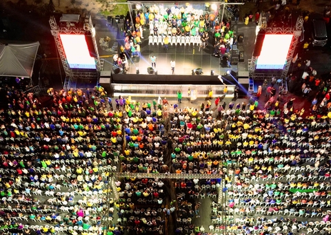 David Almeida recebe apoio de líderes religiosos da direita como candidato