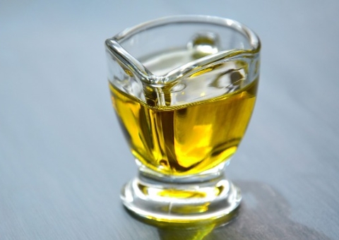 12 marcas de azeite de oliva têm venda proibida no Brasil; veja lista