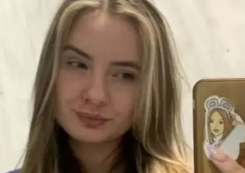 Jovem tem rosto dilacerado após ser mordida por homem em ônibus