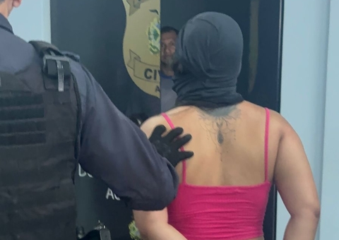 Mulher é presa por sequestrar adolescente de 17 anos no Novo Reino 