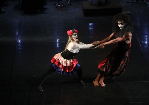 Espetáculo 'Halloween 2024' traz clássicos do terror ao Teatro Amazonas