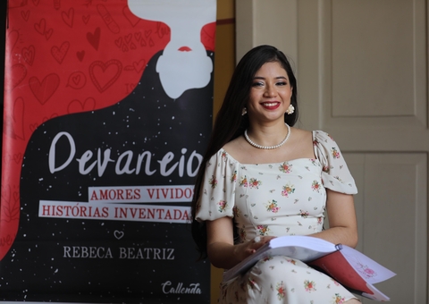 Escritora discute acessibilidade em palestra sobre adaptação em braille na Feira de livros do Sesc