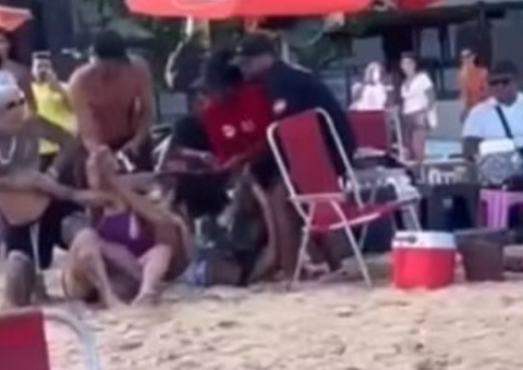 Briga entre influencers na praia termina em facada; vídeo