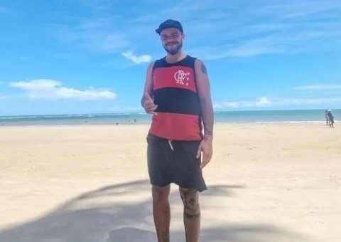 Um dos suspeitos de matar ex-ator mirim João Rebello se entrega à polícia