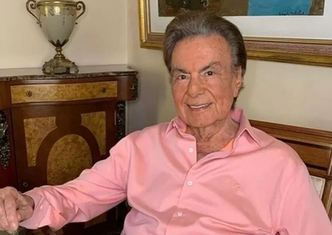 Cantor Agnaldo Rayol sofre acidente doméstico e morre aos 86 anos