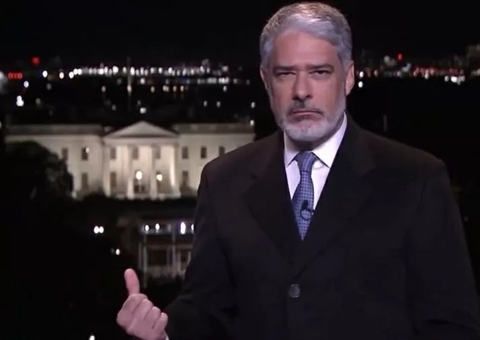 William Bonner viraliza ao reclamar ao vivo no JN: "moça cantava muito mal"