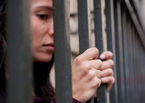 Mulher é condenada a 64 anos de prisão por matar filhos e esconder corpos