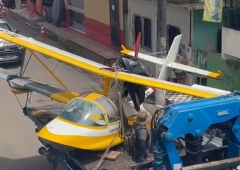Avião é apreendido após fazer pouso forçado no Amazonas, vídeo