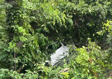 Avenida Jacira Reis é interditada após acidente