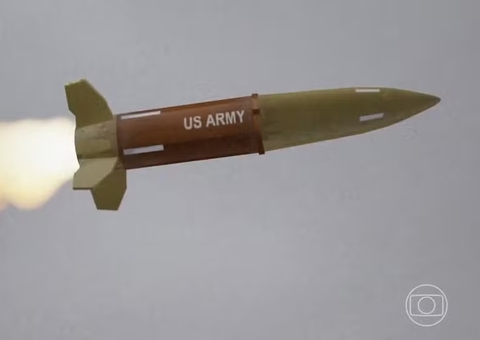 Ucrânia faz 1º ataque com mísseis na Rússia após autorização dos EUA