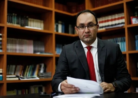 Juiz condena Latam a indenizar passageiro de Manaus por atraso de voo de 18 horas