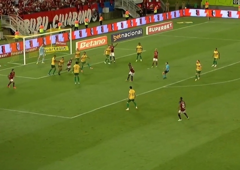 Flamengo vence Cuiabá e se mantém no G4 do Brasileirão