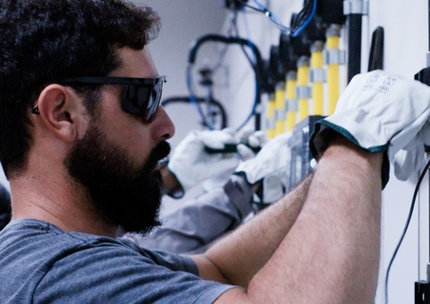 Instituto oferece cursos para quem busca vagas no setor elétrico, industrial e tecnológico em Manaus