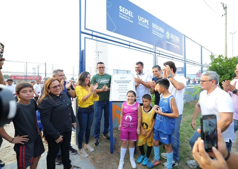 Wilson Lima entrega espaços esportivos revitalizados nas zonas norte e oeste de Manaus