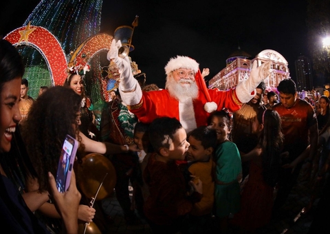 Confira a programação natalina deste domingo no Largo São Sebastião