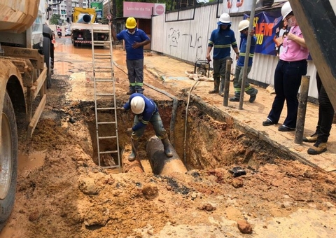 Águas de Manaus é multada em R$ 420 mil por rompimento de adutoras