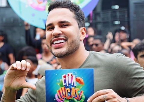 Lucas Guimarães grava o 'Chuveiro ou Dinheiro' hoje na Praia da Ponta Negra