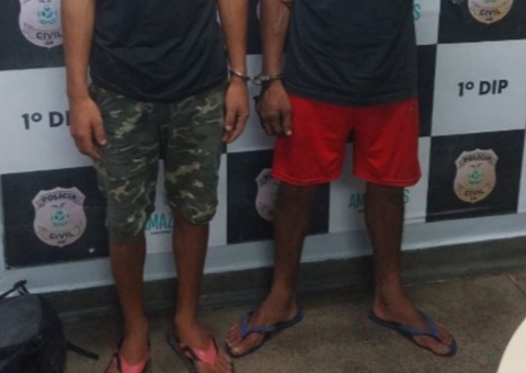 Venezuelanos são presos suspeitos de furtar fios de residência no Parque 10