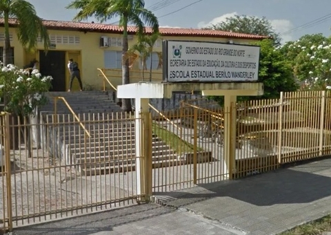 Aluna atira na cabeça de colega dentro de escola pública