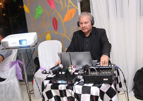 'Love Flashback' faz pré-réveillon cheio de nostalgia em Manaus