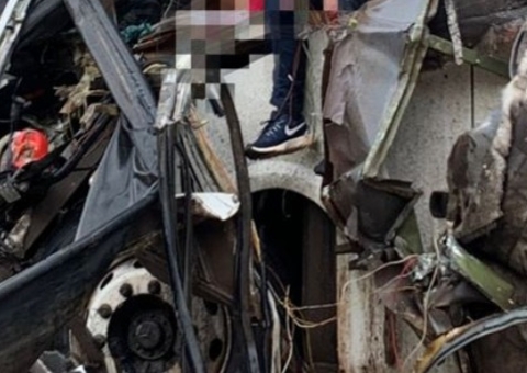 Sobe para 4 o número de mortos em grave acidente na AM-010; Prefeitura emite nota