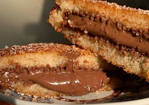 Rabanada na airfryer  e recheada com Nutella; aprenda 3 receitas diferentes