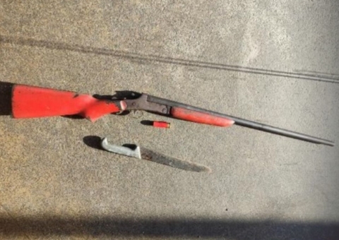 Embriagado, homem ameaça e mantém esposa na mira de espingarda no Amazonas