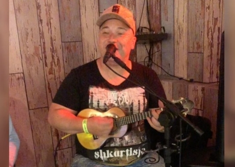 Cantor de pagode morre em acidente de trânsito; motorista é preso