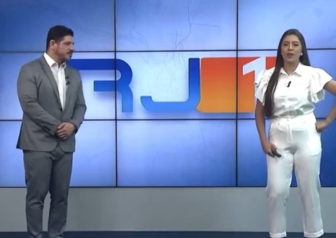 Jornalista da Globo chama turistas de "farofeiros" sem saber que estava ao vivo; vídeo 