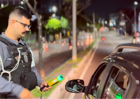 Mais de 90 motoristas são flagrados embriagados durante réveillon em Manaus