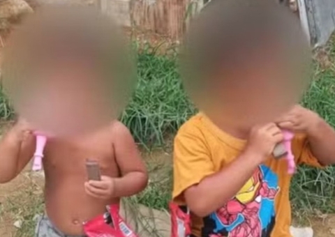 Crianças de 2 e 4 anos são abandonadas na noite de ano novo