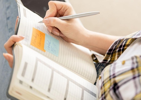 Ano Novo, vida nova? Psicóloga dá dicas para começar o ano com a mente leve