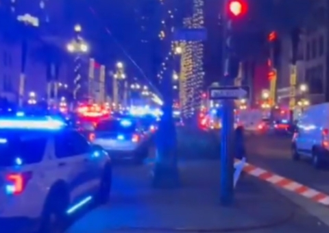 Vídeo mostra momento em que caminhonete atropela multidão em Nova Orleans