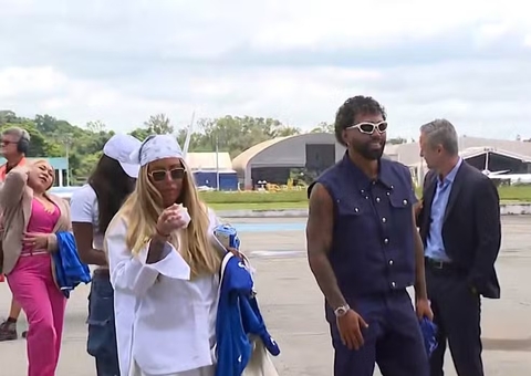 Gabigol chega ao Minerão acompanhado de Rafaella Santos e confirma namoro 