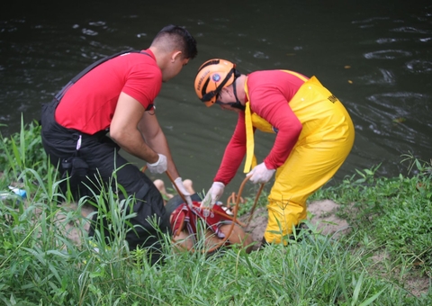 Polícia revela que homem achado no Mindu foi alvo de emboscada; confira