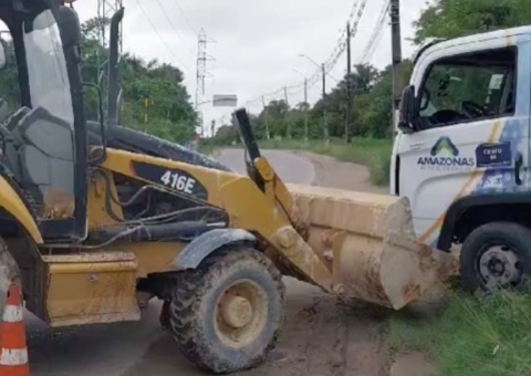Com retroescavadeira, homem ameaça funcionários da Amazonas Energia