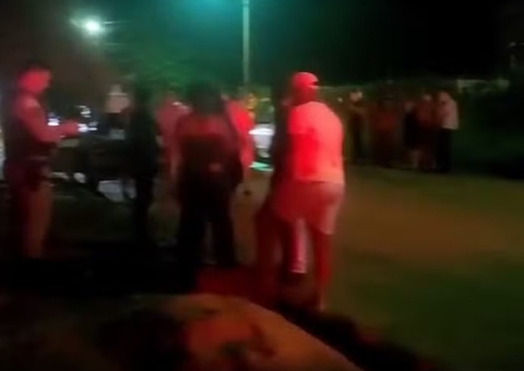 Homem chega de viagem e encontra cadáver no banheiro de casa