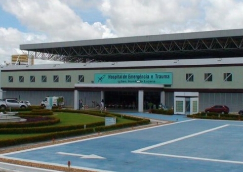 Idoso é hospitalizado com objeto erótico de 1 metro no ânus