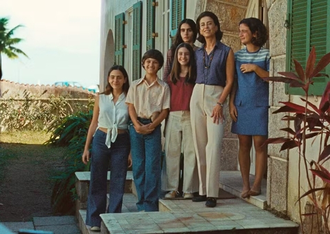 'Ainda Estou Aqui' é belo e devastador, diz crítica do jornal New York Times