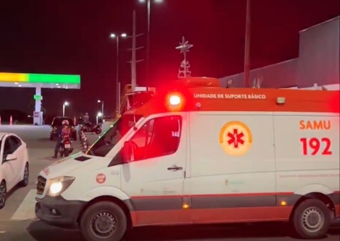 Colisão entre motos deixa um ferido na Avenida Cosme Ferreira