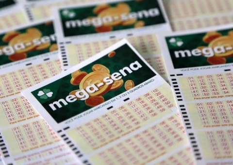 Ex-marido entra na Justiça após esposa ganhar na Mega-Sena e pedir separação