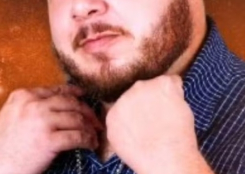 Cantor sertanejo morre aos 33 anos 