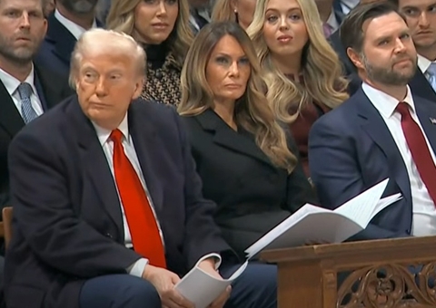 Em missa, bispa pede a Trump para ter misericórdia com imigrantes e gera mal-estar